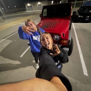 Meet your Posher, Hayden